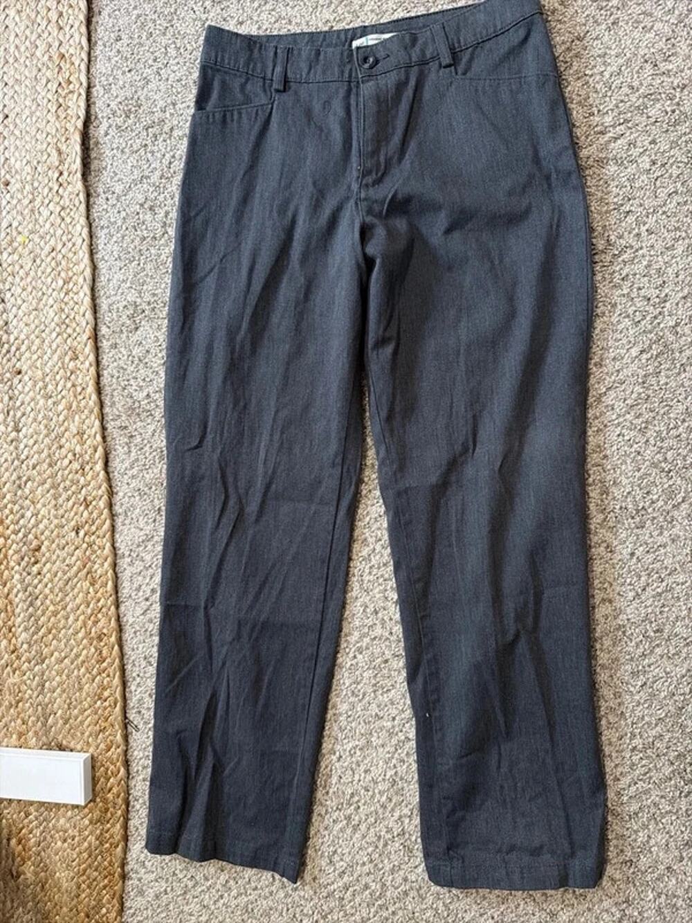 Lee relax at the waist gray straight leg pants 10 3504
